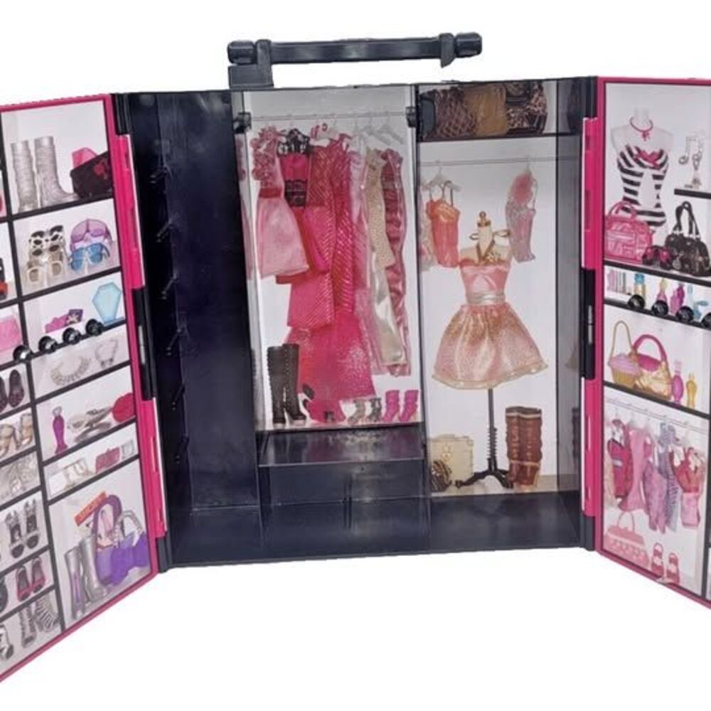 Barbie Fashionista Ultimate PINK Closet Portable Wardrobe ~ inc. clothing/acc.